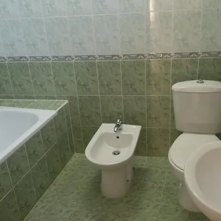 Hotell Boliari 2*
